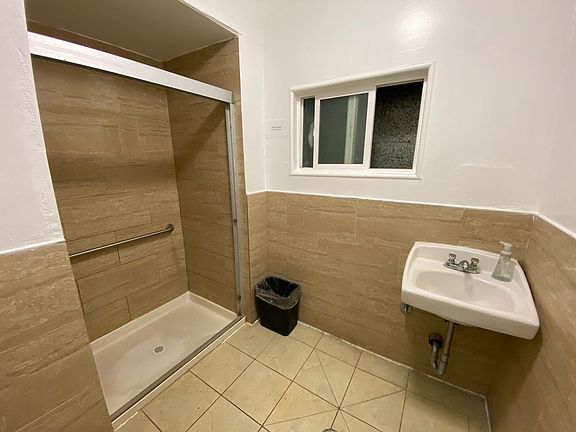 5th image of 301 Columbus Ave #311