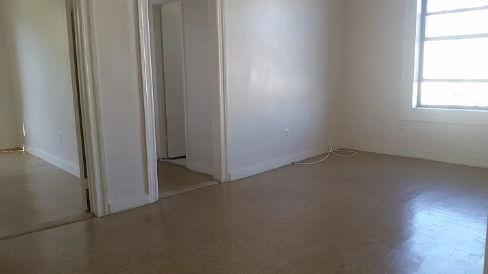 Rented by Lang Realty LLC | media 2