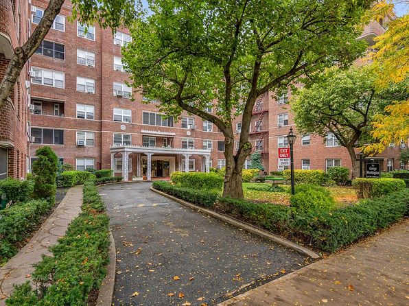 1-bedroom 55+ community home in NY