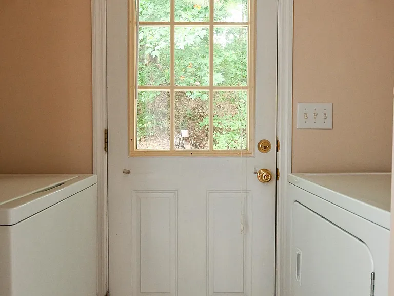 1325 Cedar Shoals Dr #500 — Photo 6