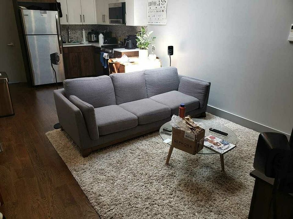 1st image of 126 Leonard St #3L