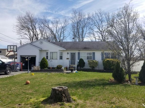186 Islip Blvd, Islip Terrace, NY 11752