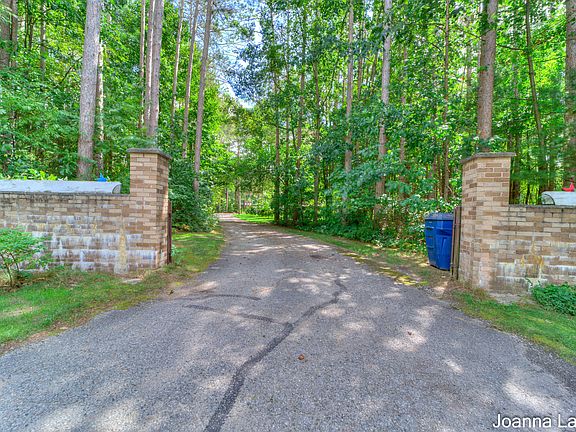 3rd image of 3944 S Brenlor Dr