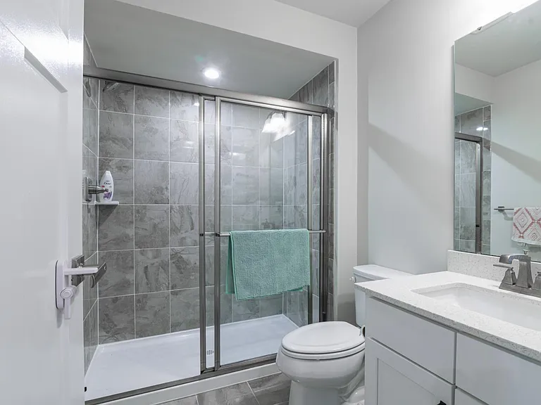 405 Potomac View Pkwy — Photo 28