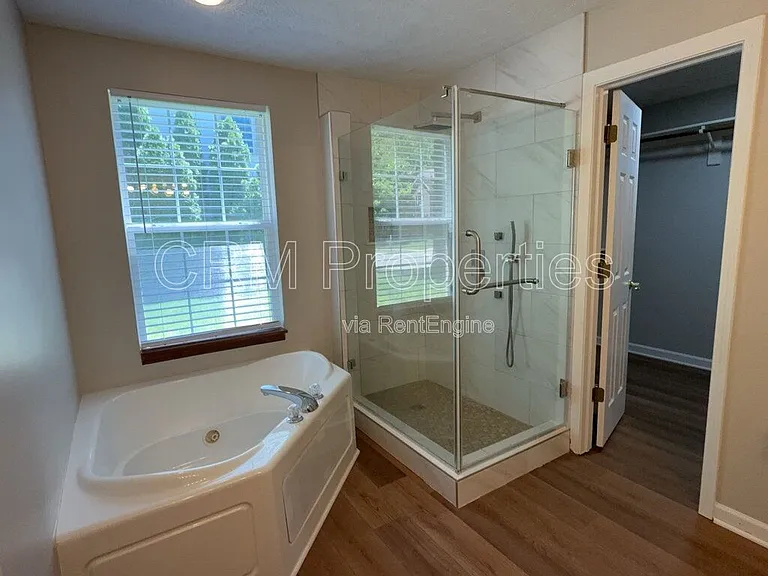 5386 Rippling Brook Way — Photo 8