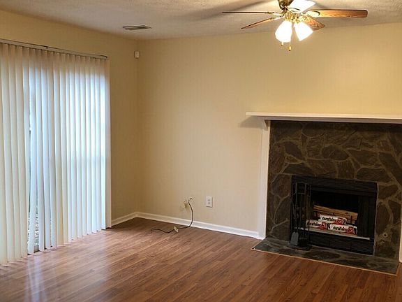 5th image of 2630 Teakwood Ln #A