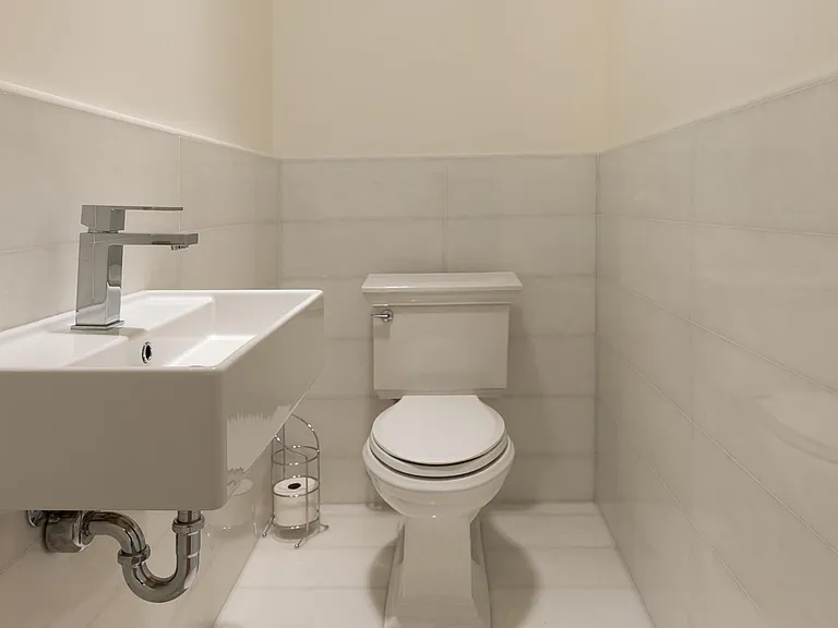 813 E Anapamu St #4B — Photo 4