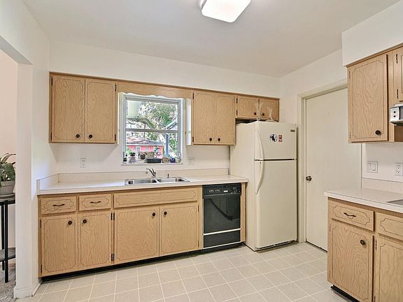 4th image of 3085 10th Ct