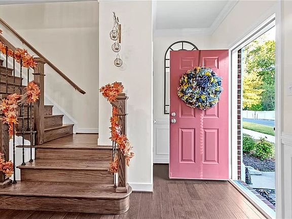4th image of 7407 Pebble Lake Dr #1