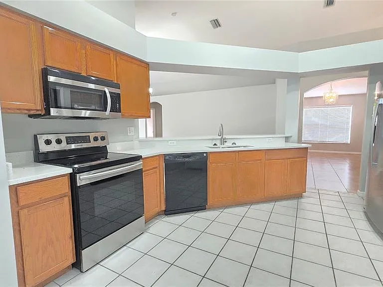 12824 Kings Lake Dr — Photo 6