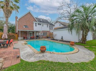 8866 Chelsworth Dr, Houston, TX 77083