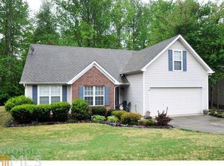 7059 Valley Forge Dr, Flowery Branch, GA 30542