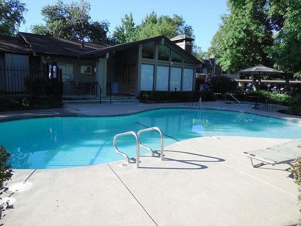 2nd image of 5333 Primrose Dr APT 1B