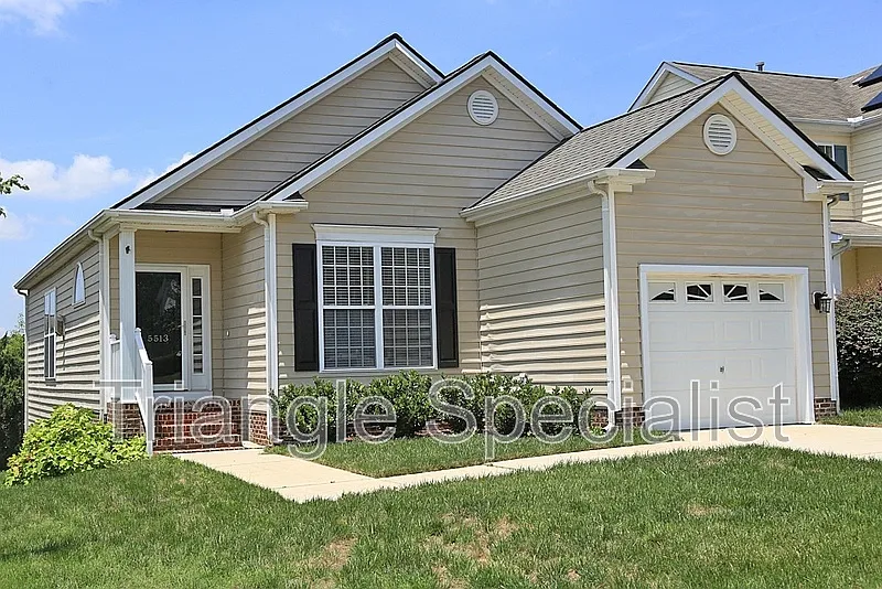 3 bed, 2.0 bath, 1350 sqft, $2,000 — Photo 1