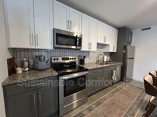 205 Summer St Photo 1