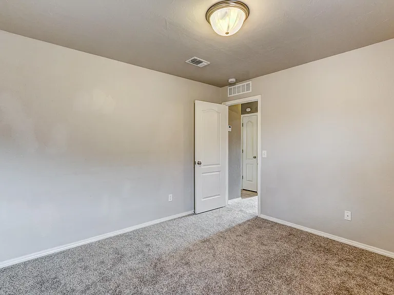 9528 SW 24th Ter — Photo 25