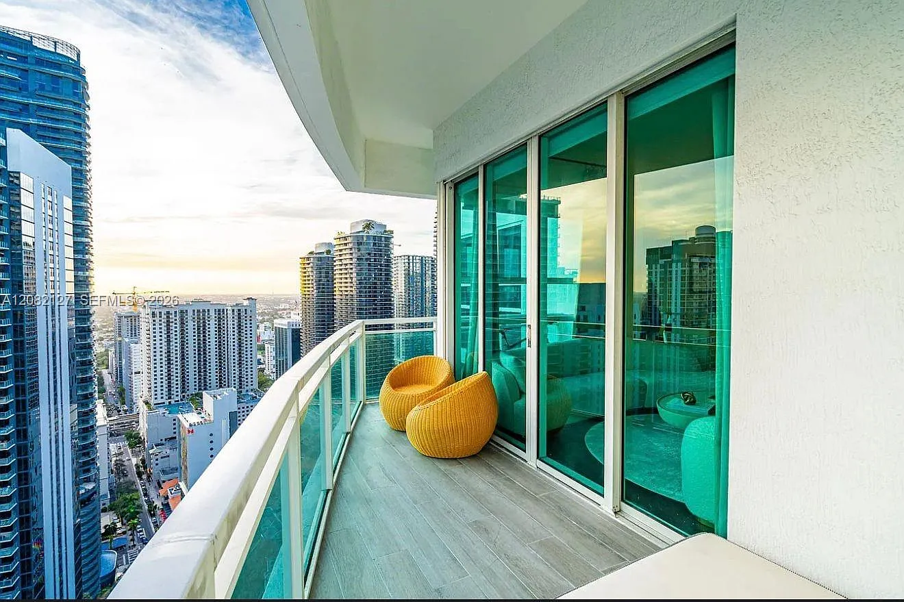 The Plaza 901 Brickell Co — Photo 2