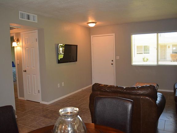 4th image of 10903 W Santa Fe Dr