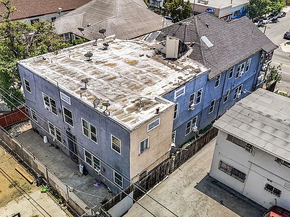 3rd image of 1247 W 8th St