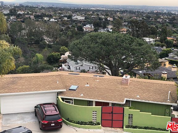 3rd image of 1314 Chautauqua Blvd