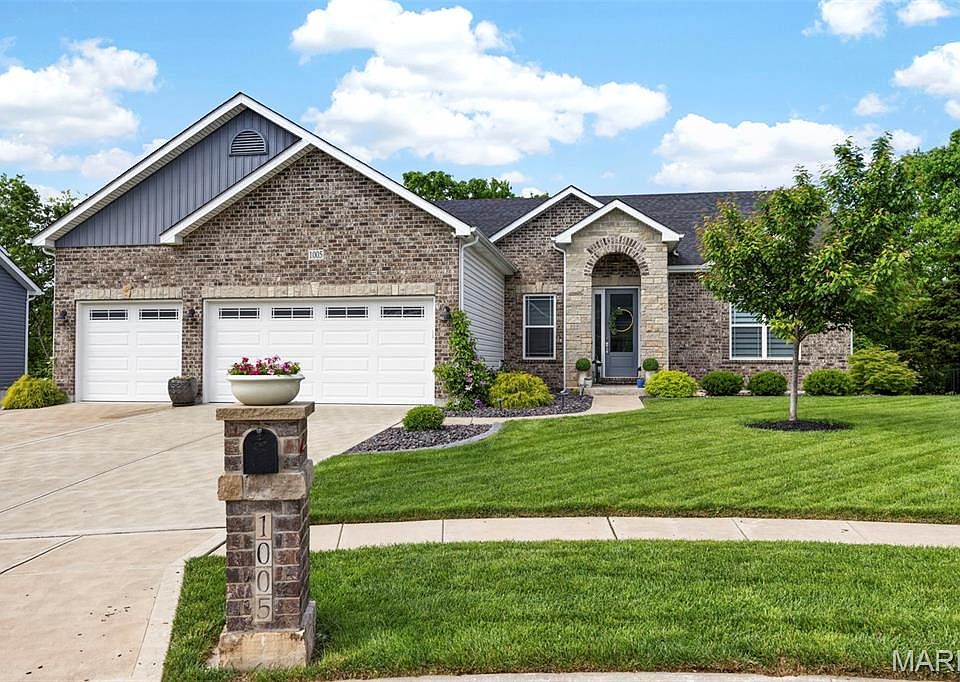 1st image of 1005 Timber Bluff Dr