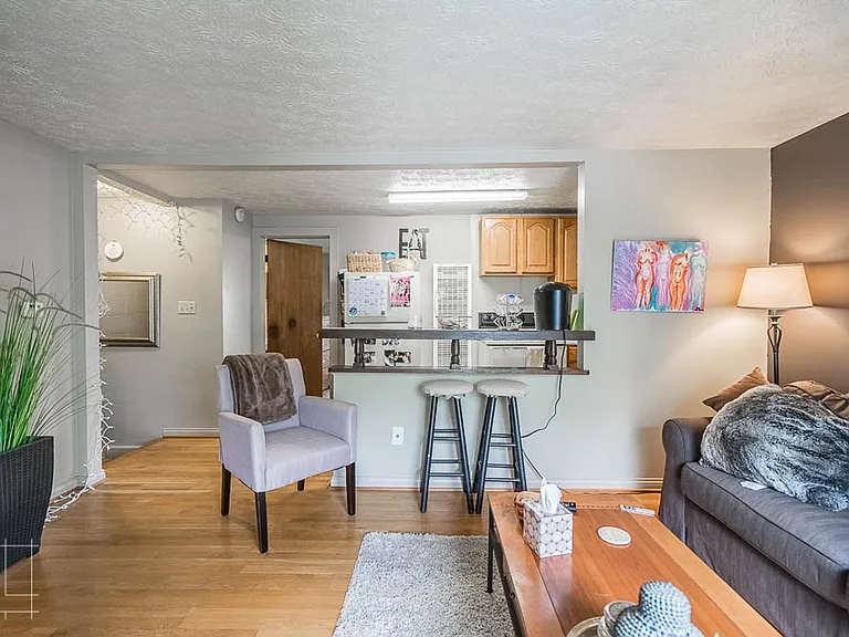 1120-1134 Apollo Pl. — Photo 16