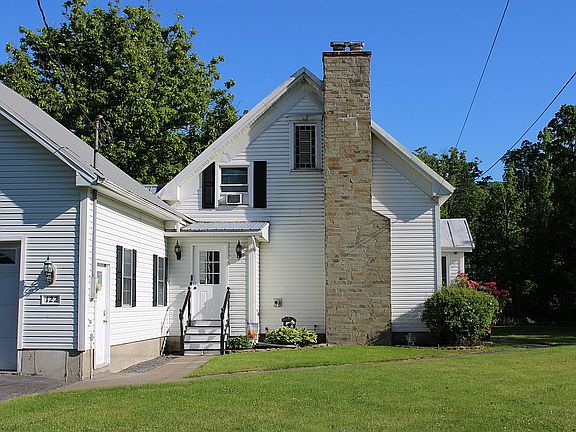 4th image of 122 Howes Cave Rd