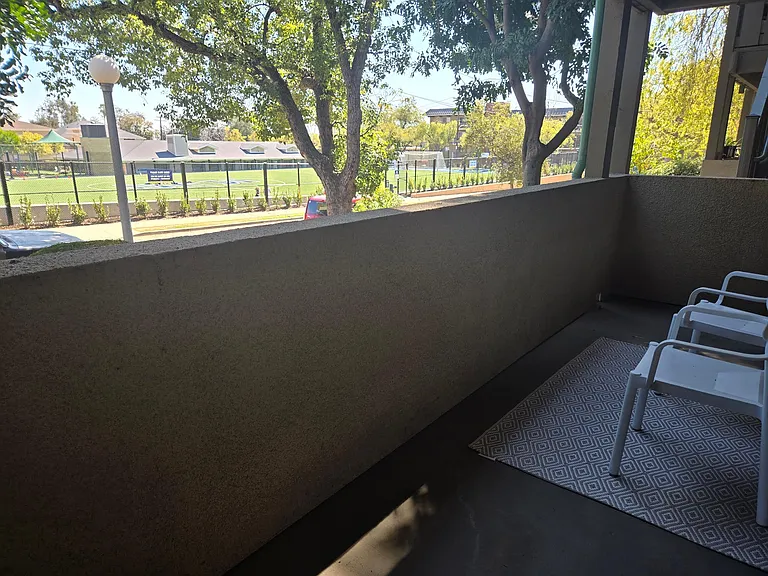 Windrose Place Pasadena — Photo 21