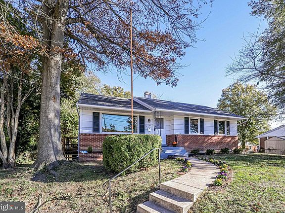 2nd image of 7303 Fairchild Dr