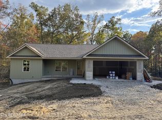 3057 Shawnee Rd, Crossville, TN 38572