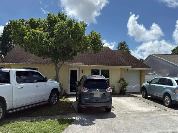 5936 Corson Pl, Lake Worth, FL 33463