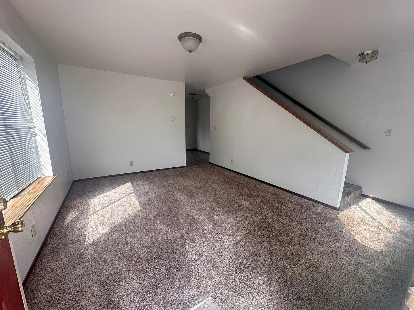 2 Bed, 1 Bath Townhouse — Photo 3