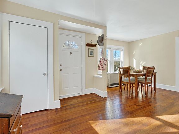 5th image of 46 Spurwink Avenue