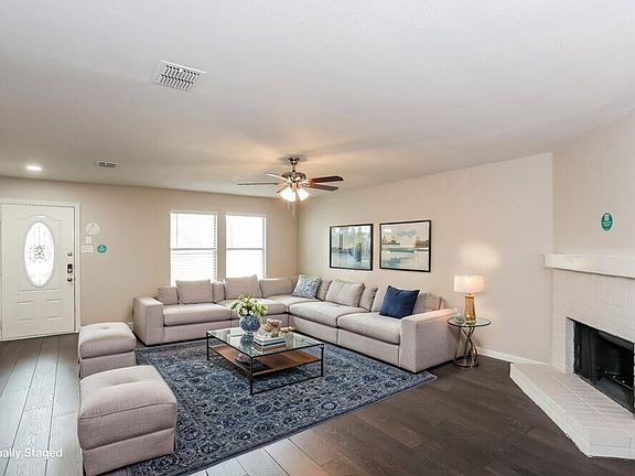 3rd image of 6019 Guilia Dr