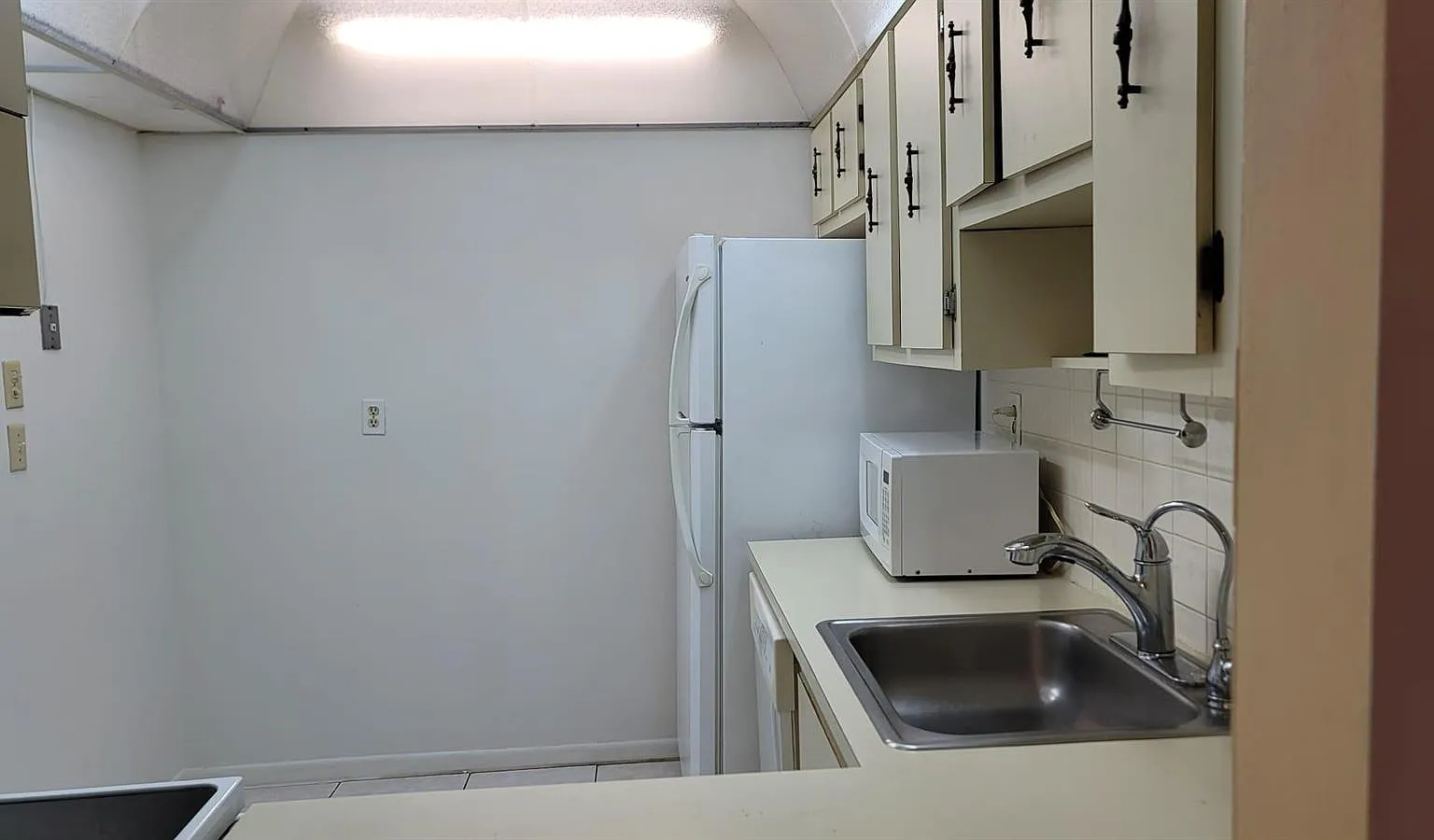NW 9th Ave, Pompano Beach — Photo 3