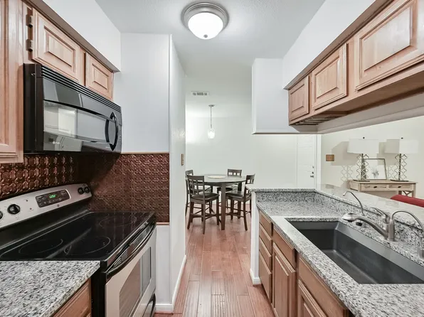 2101 Friendly Dr APT 3125, Arlington, TX 76011