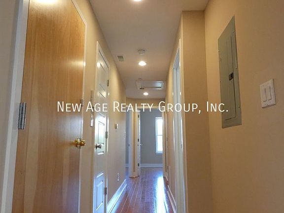 3rd image of 1432 Cecil B Moore Ave APT 3