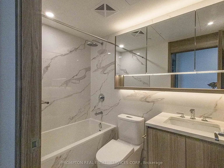 18 Esther Shiner Blvd #2805 — Photo 29