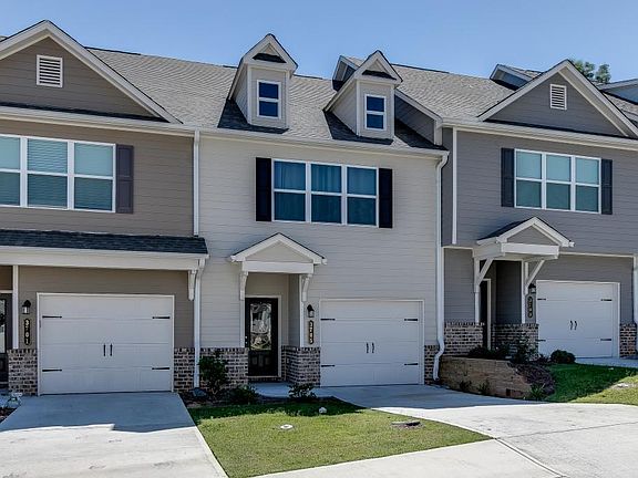 2nd image of 3705 Acorn Dr #33