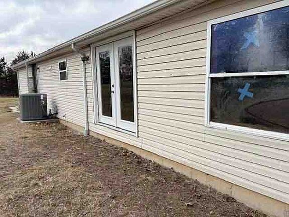 5th image of 22680 Redwood Rd
