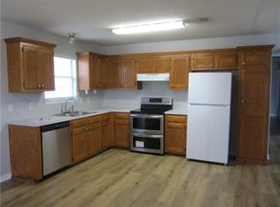 140 Ellis St, Ponchatoula, LA 70454
