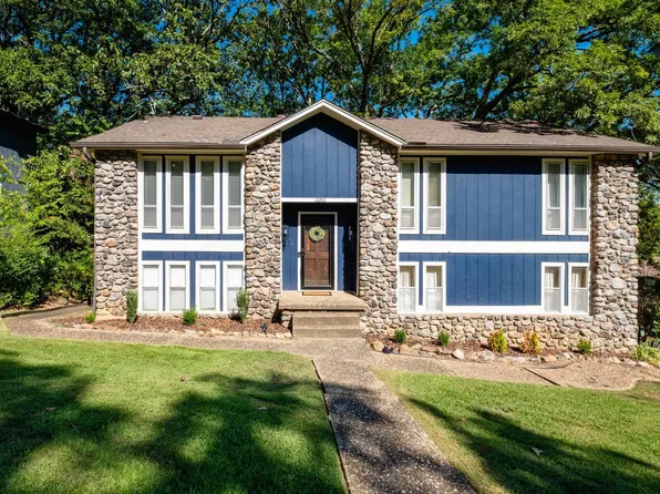 12200 Shawnee Forest Dr, Little Rock, AR 72212