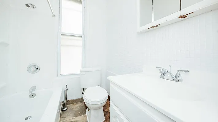 Rented by Nooklyn NYC LLC | media 7