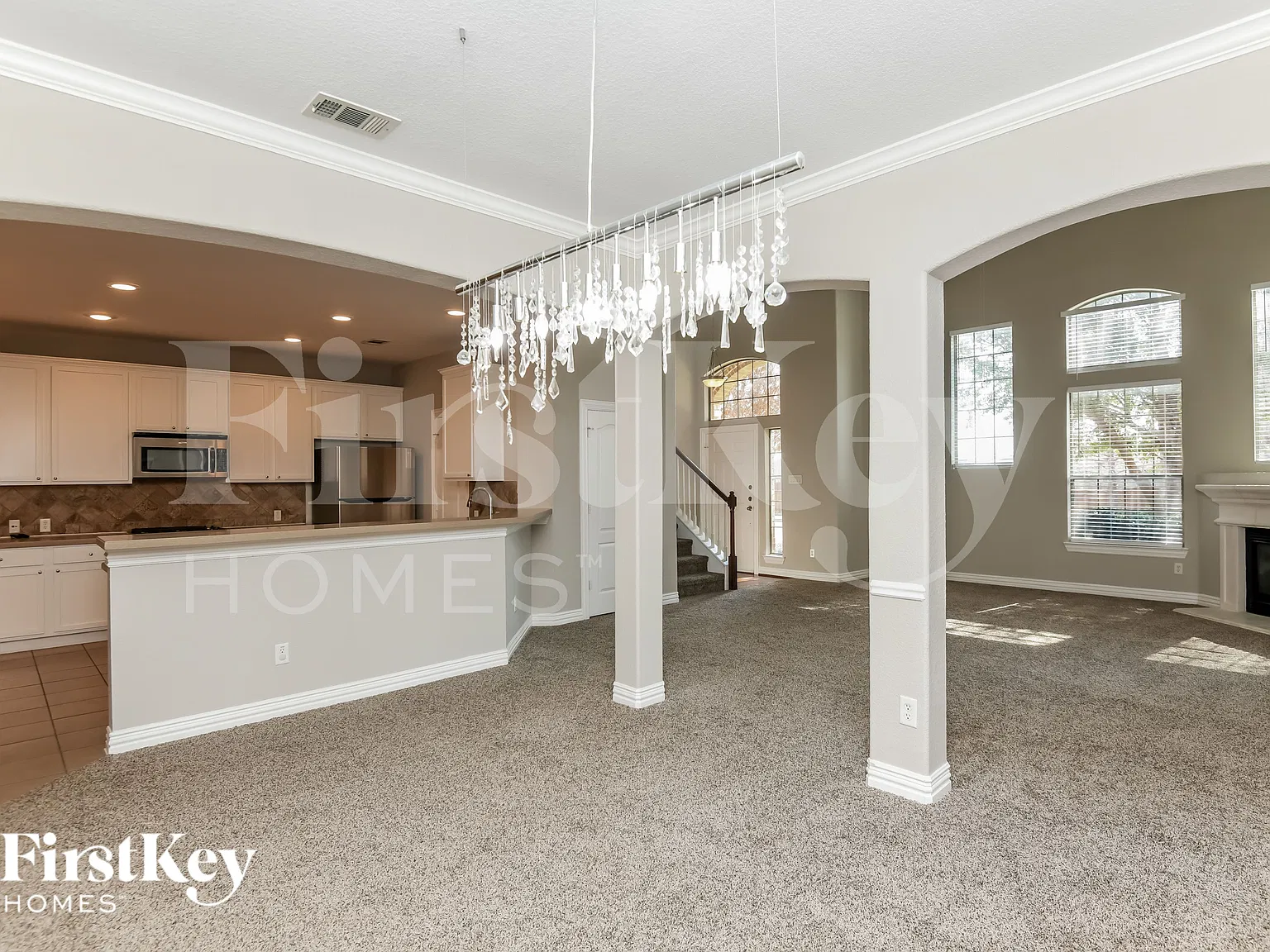 3 bed, 2.5 bath, 2801 sqft, $2,845 — Photo 4