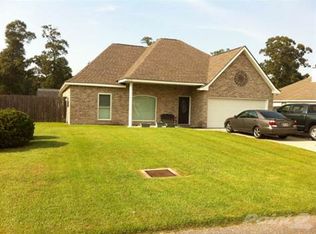 43274 N Henderson Ave, Prairieville, LA 70769