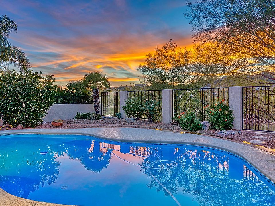 1st image of 37082 S Rock Crest Dr