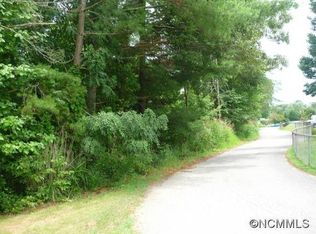 76 Hazelwood Rd, Asheville, NC 28806