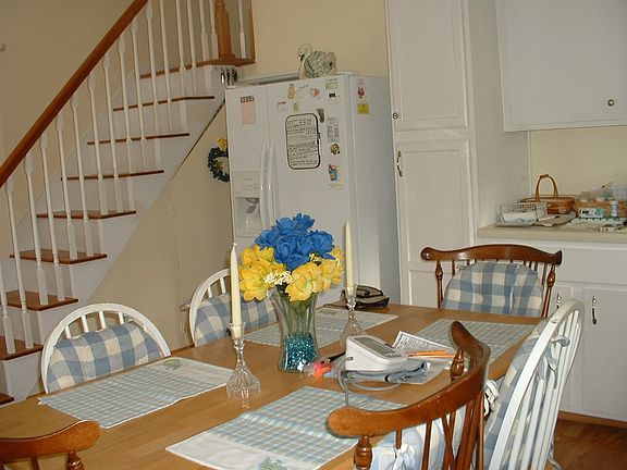 3rd image of 111 G Taylor Ave