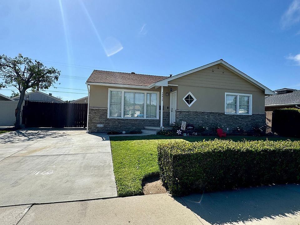 1st image of 14417 Mercado Ave