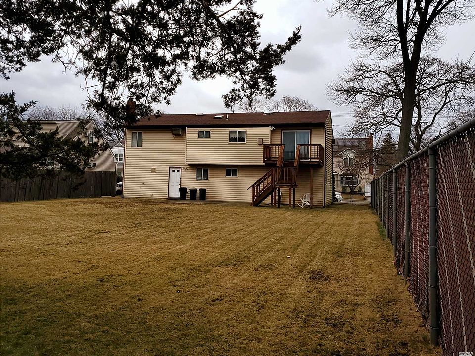 2nd image of 1288 Warwick St